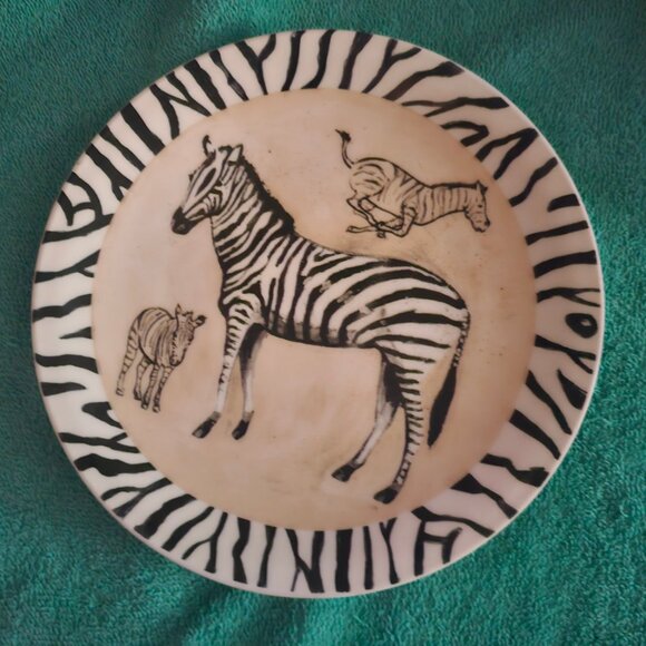 Vintage Family of 3 Zebras Collective Plate to Hang on Wall - Picture 1 of 6